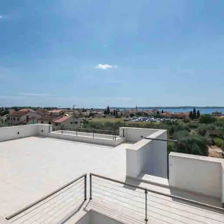 Villa Fazana فيلة *